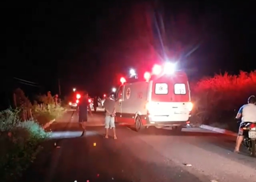 IMG_20210228_221918 Colisão entre carro e moto deixa uma mulher morta e um ferido na PB-264, em Monteiro