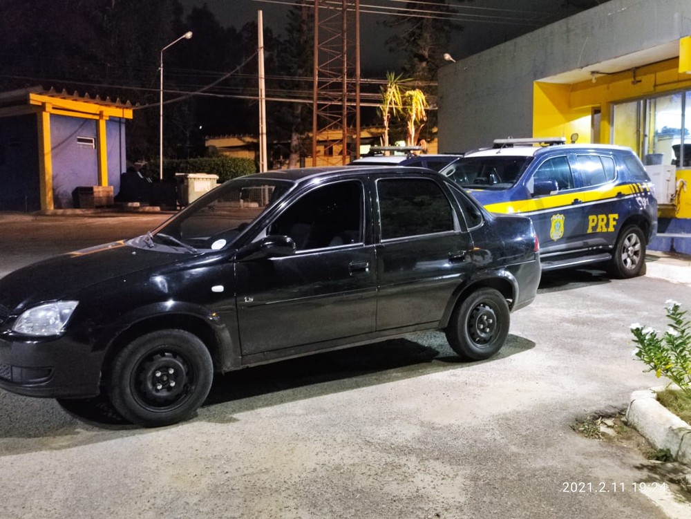 PRF PRF recupera quatro veículos roubados, em Caetés e Sertânia