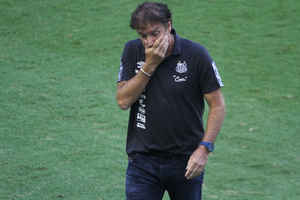 agf20210221248 Santos anuncia saída de Cuca após empate com o Fluminense