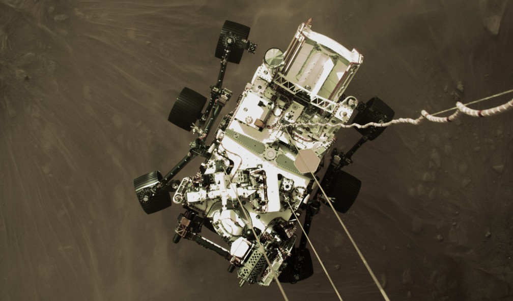 perseverance Robô Perseverance envia primeiras fotos coloridas de Marte