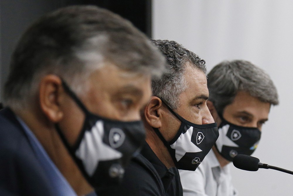 chamu1 Após nove contratados, Botafogo ainda quer reforços para defesa, meio de campo e ataque