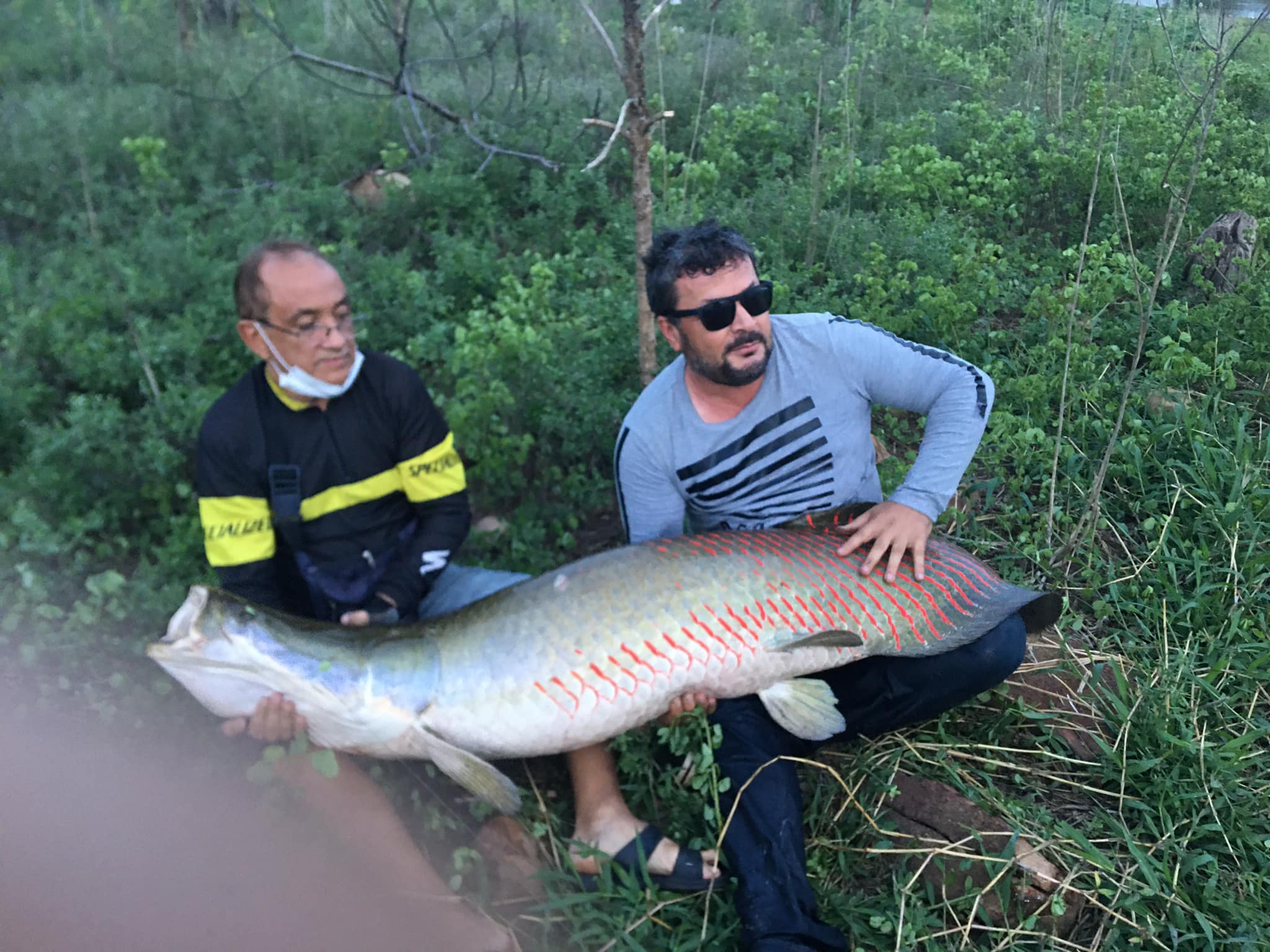 paulo-sergio-ze-ramos Pirarucu de 80 quilos é pescado na cidade de Monteiro no Cariri