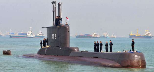 2021-04-21t133351z-683614266-rc2d0n96tvs3-rtrmadp-3-indonesia-submarine Submarino da Indonésia com 53 pessoas a bordo desaparece no mar perto de Bali