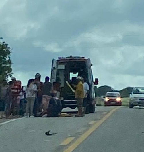 IMG-20210421-WA0073-e1619011807636 Colisão entre carro e moto deixa uma pessoa ferida na BR-412 em Monteiro