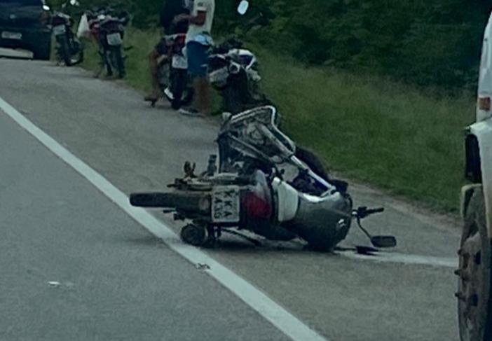 IMG_20210421_101843 Colisão entre carro e moto deixa uma pessoa ferida na BR-412 em Monteiro