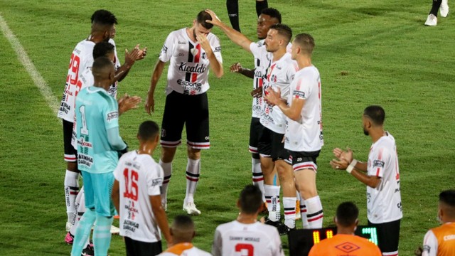 whatsapp-image-2021-04-10-at-18.31.42 Botafogo-PB vence o Santa Cruz no Arruda e conquista sua 1ª vitória na temporada