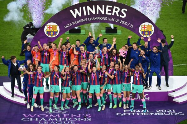 000-9a49rb-600x400 Barcelona goleia Chelsea e conquista Liga dos Campeões feminina