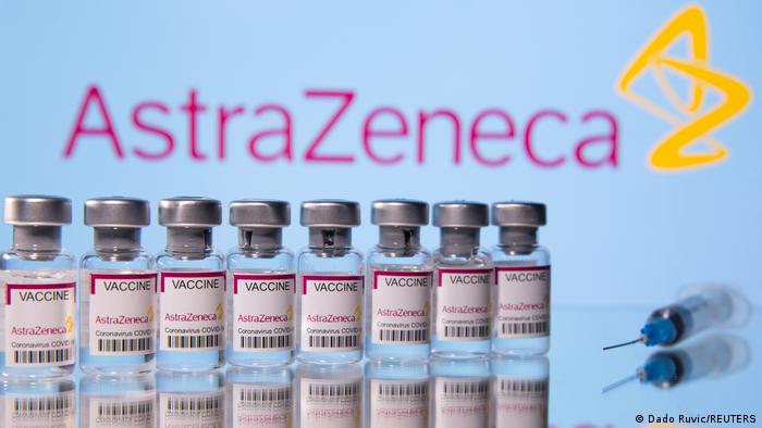 56874613_401 Alemanha retoma uso de vacina da AstraZeneca em todos os adultos
