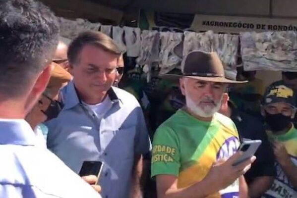 bolsonaro_ruralistas-1-599x400 Agricultores e religiosos se unem em ato de apoio ao presidente Jair Bolsonaro em Brasília