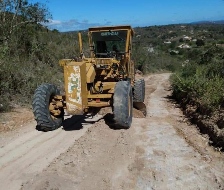 FB_IMG_1625018267031-e1625047625484 Prefeitura de São João do Tigre segue com recuperação de estradas na zona rural.