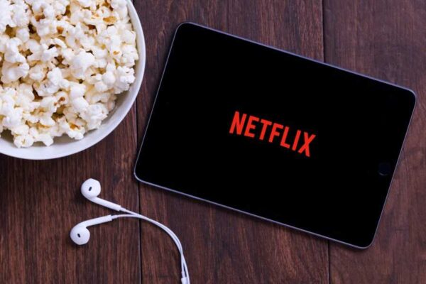 netflix-12-600x400 Netflix aumenta preços de assinaturas no Brasil; confira