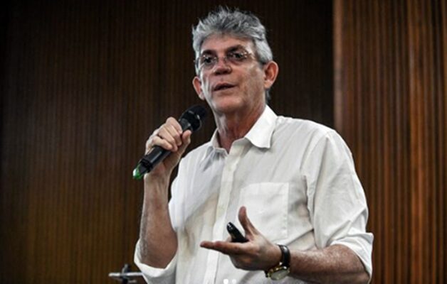 ricardo-coutinho-psb-1-628x400 MPE diz que não houve ‘crime eleitoral’ e pede que ação da Calvário seja enviada para Justiça Comum