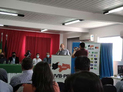 1 Presidente da Câmara Municipal de São João do Tigre participa de encontro com vereadores de 26 municípios