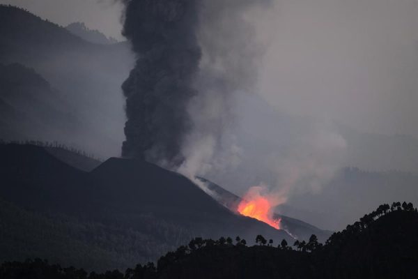397f718378d076bea5b66a503af22b90ebcae67fminiw-600x400 Erupção do vulcão em La Palma não terminará a curto ou médio prazo