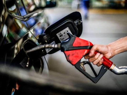 998192402-1633693918798-533x400 Petrobras anuncia novo aumento na gasolina e no diesel