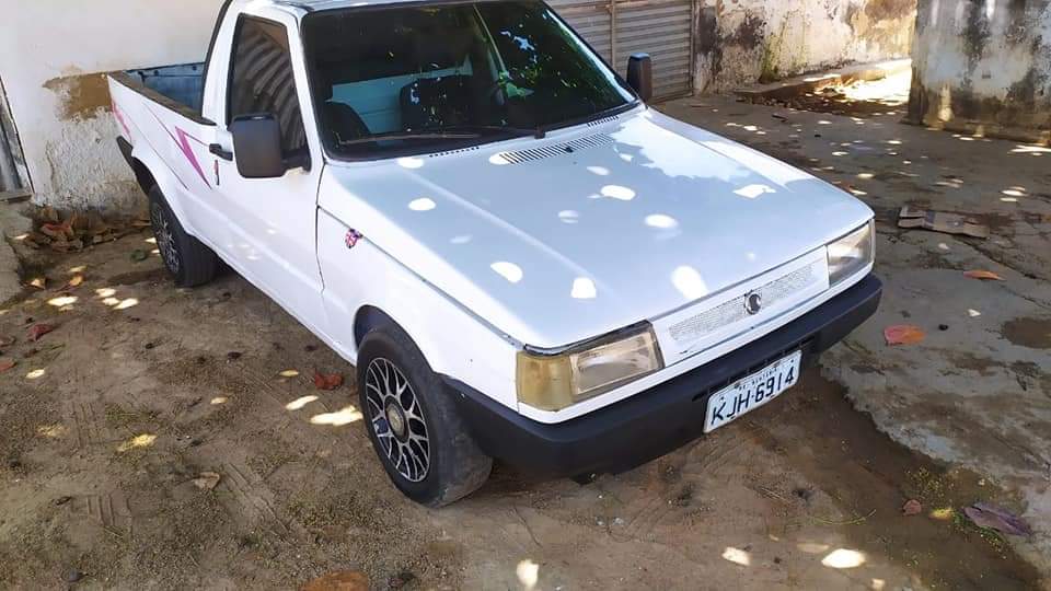 IMG-20211006-WA0041 Criminosos furtam carro de oficina em Monteiro