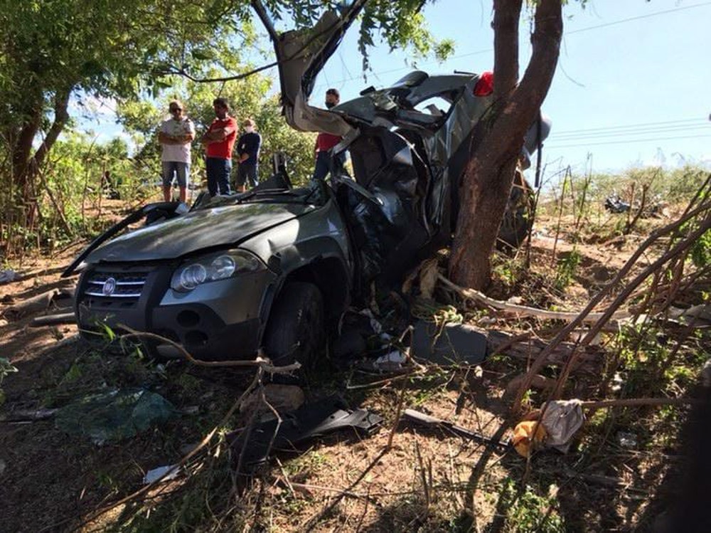 acidente-sertao Criança de 1 ano e mais 4 pessoas da mesma família morrem em acidente de carro na PB