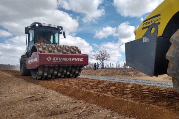 estradas-599x400 Obras de restauração nas estradas de três municípios do Brejo beneficiarão mais de 40 mil pessoas na Paraíba