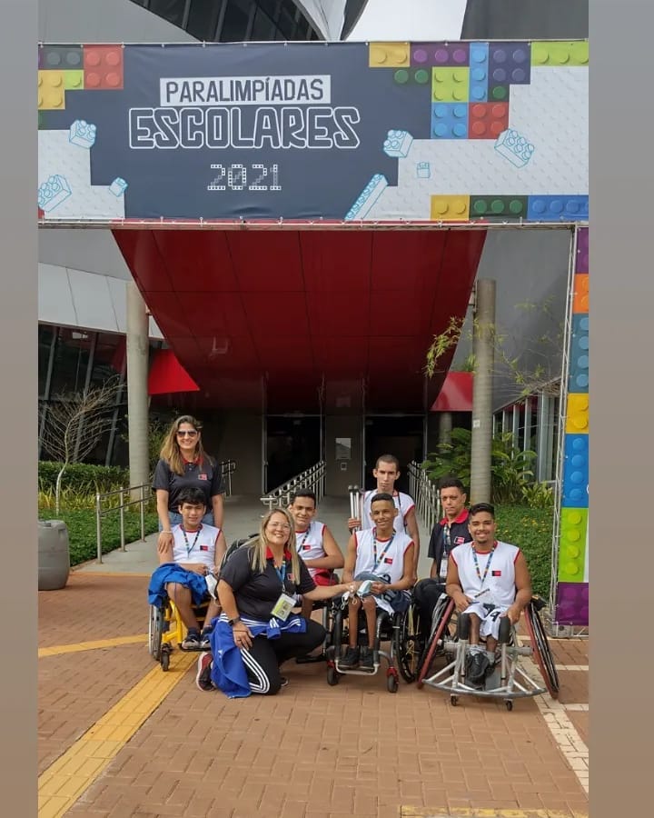 IMG-20211216-WA0012 Atletas de Monteiro que conquistaram medalhadas nas Paralimpíadas escolares em São Paulo, são recepcionados pelo Governador João Azevedo