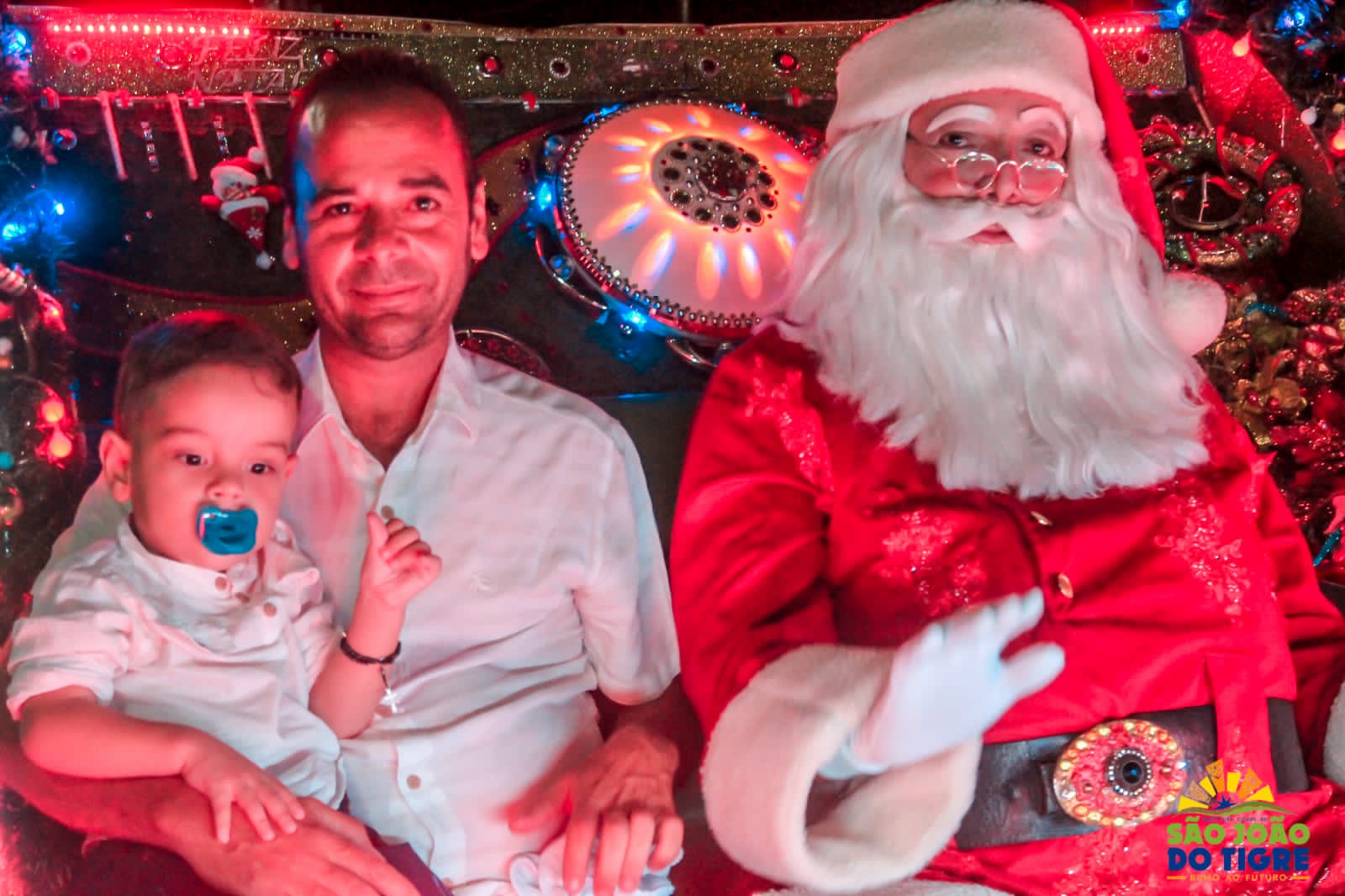 WhatsApp-Image-2021-12-22-at-10.47.49-1 Visita do Papai Noel encheu o município de São João do Tigre de magia e alegria