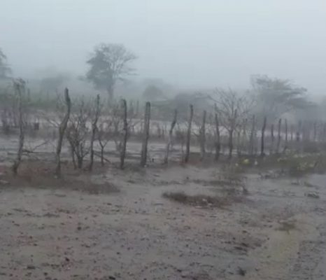 chuva-pocinhos-e1640600096100-466x400 Paraíba tem alertas de chuvas intensas e acumulado de chuvas