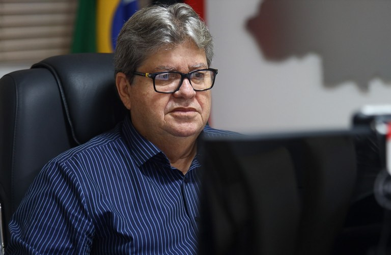 joao-azevedo Lei de aposentadoria de militares aprovada na Paraíba segue norma enviada por Bolsonaro e aprovada no Congresso, diz João Azevêdo