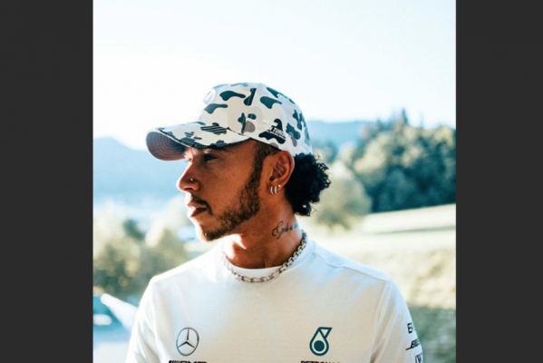 lewis_hamilton_f1_foto_instagram-2-599x400 Hamilton chora após vencer na Arábia: 'Nunca vivi uma corrida dessas'