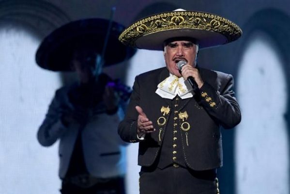 vicente_fernandes_foto_getty_images-599x400 Vencedor de três Grammys, cantor mexicano Vicente Fernandez morre aos 81 anos