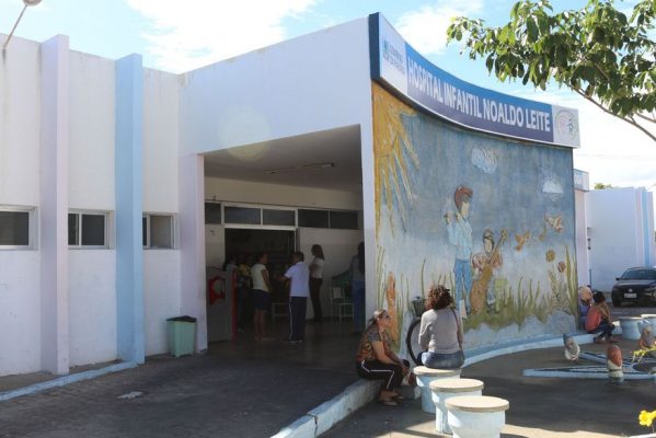 hospital_infantil_noaldo_leite_-_patos-599x400 Criança tem rosto lacerado após ser atacada por cachorro na Paraíba