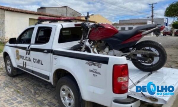 275440473_1011711156435670_9147674912212672952_n-600x362-1 Moto de serrabranquense roubada em Gurjão é recuperada pela Polícia Civil na zona rural de Juazeirinho