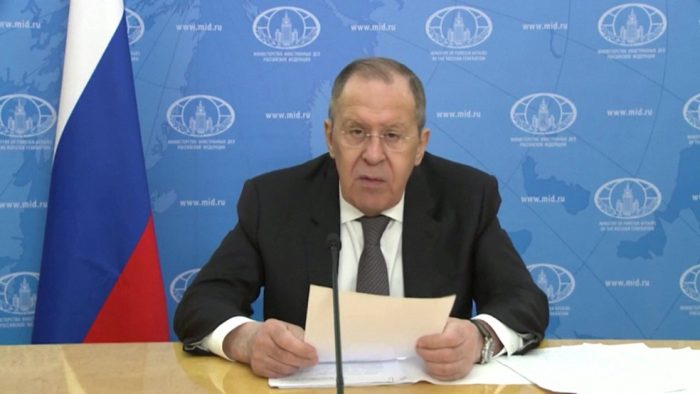 lavrov-entrevista-russia-700x394 Chefe da diplomacia russa acusa Ocidente de pensar na guerra nuclear