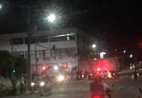 IMG-20220406-WA0133-575x400 Colisão entre motocicletas deixa duas pessoas feridas em Monteiro