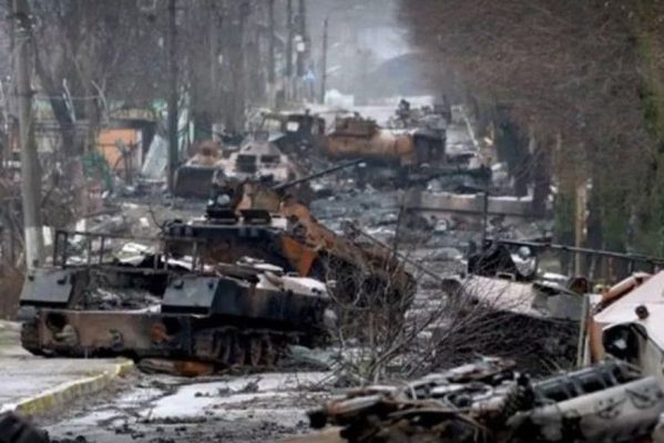 guerra-599x400 Corpos de civis são encontrados em cidade próxima a Kiev; Ucrânia acusa Rússia de massacre