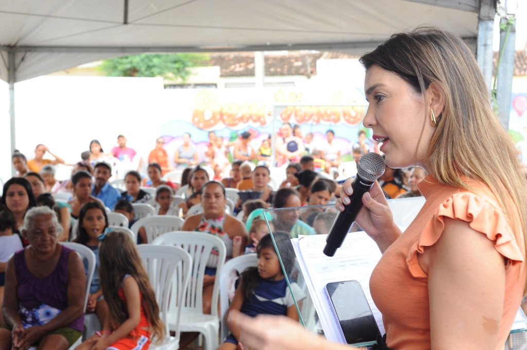 Creche-FBP17 Comunidade da Vila Santa Maria comemora a entrega da reforma da Creche Dr. Fernando Bezerra Paraguay