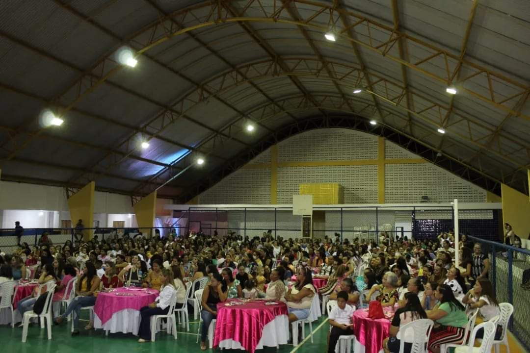 FB_IMG_1652102120896 Prefeitura de Zabelê realiza grande evento em alusão ao ‘Dia das Mães’ e distribui mais de 200 brindes