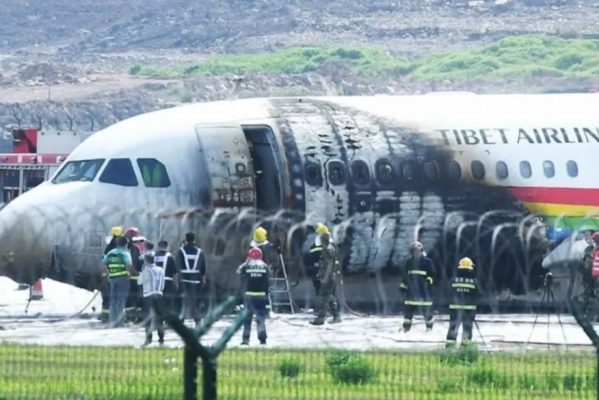 acidente-599x400 Avião com 122 pessoas pega fogo durante a decolagem na China