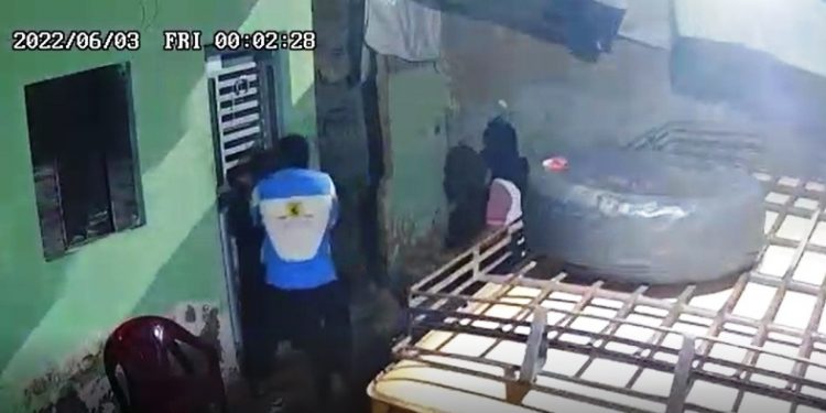 ASSALTO-750x375-1 Ladrões invadem residência em Sertânia e mulher e bebê são atingidos por disparos de arma de fogo