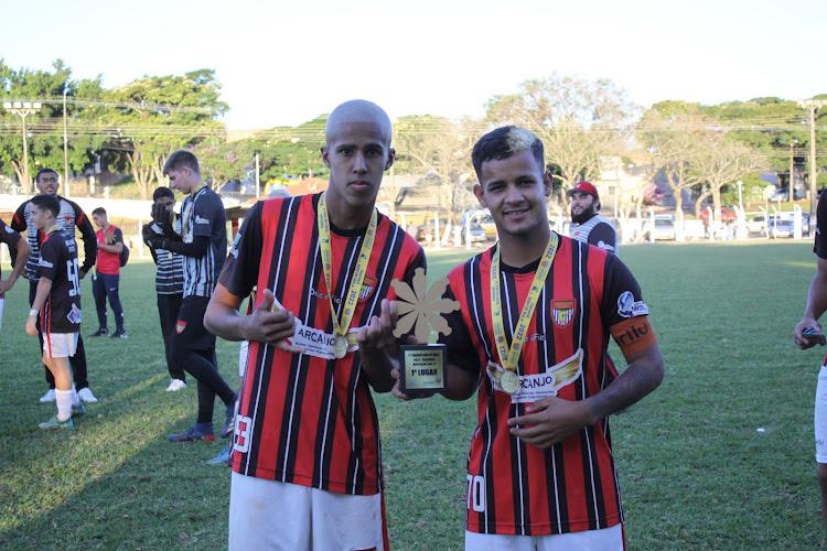 IMG-20220605-WA0187 Jovens Monteirense foram destaques no Apucarana sports e campeão regional pelo o Paranaense bom de bola