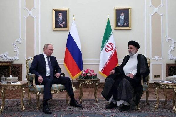 2022-07-19t135922z-190563233-rc21fv939uyw-rtrmadp-3-ukraine-crisis-russia-turkey-iran-599x400 Putin se encontra com o presidente do Irã e da Turquia
