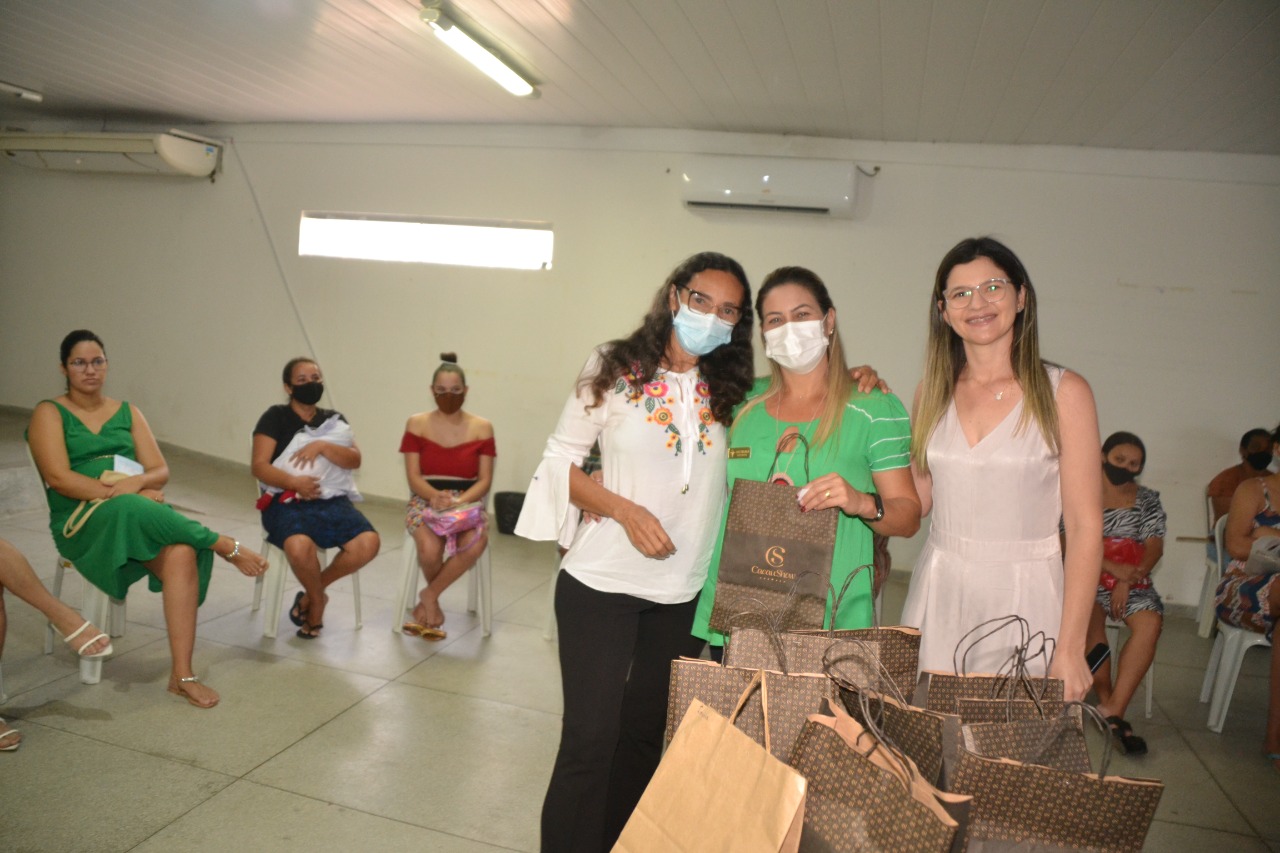 IMG-20220715-WA0039 Programa Cuidado de Mãe entrega kits as gestantes acompanhadas pelos Serviços de Saúde e Assistência Social em Monteiro