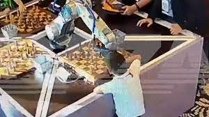 WhatsApp-Image-2022-07-26-at-06.33.59 Robô quebra dedo de criança durante partida de xadrez, na Rússia