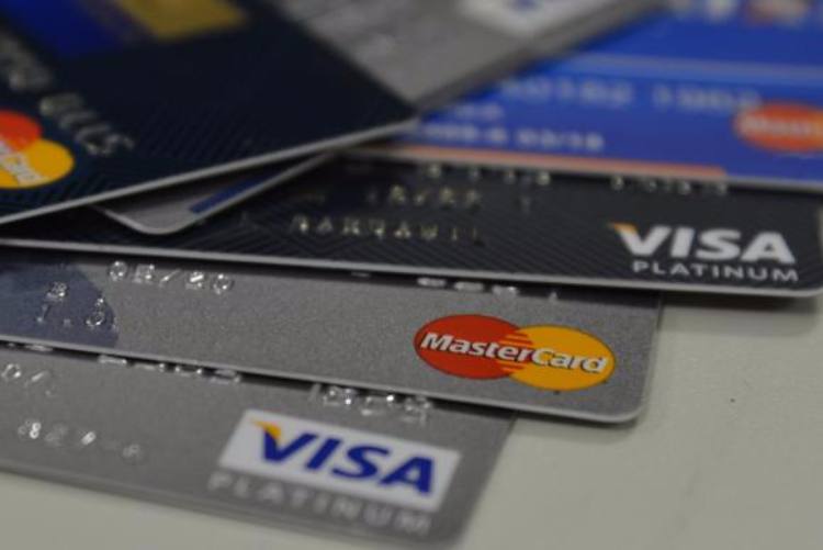 Cartao-de-credito-ABR Presidente do Banco Central diz que cartão de crédito deixará de existir