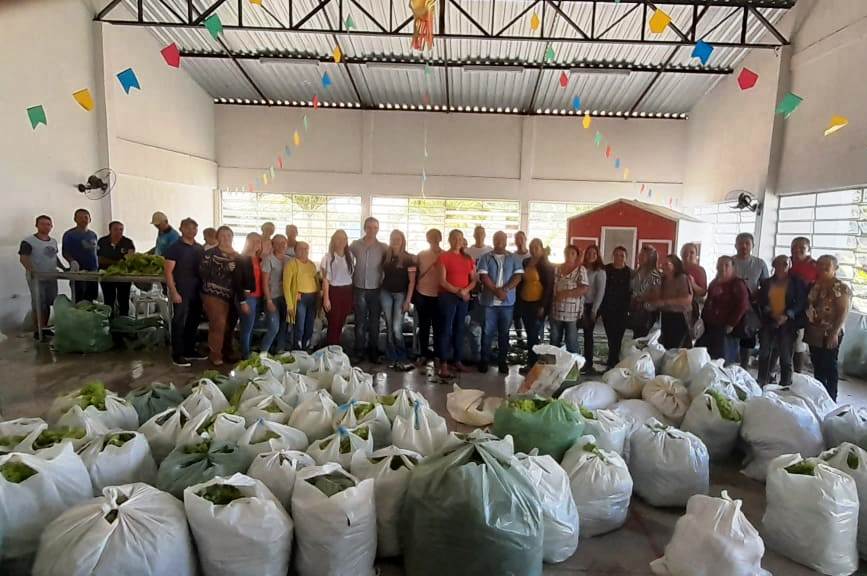 DMDS-vis09 Prefeitura de Monteiro recebe mais 50 toneladas de verduras durante visita do secretário da Economia Solidária da Paraíba