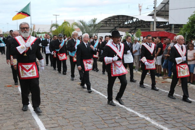 1100A1C7-556A-4EDF-94A1-595D0B07B3B4 Camalaú realiza 11° desfile cívico maçônico sendo considerado o maior desfile da história do município