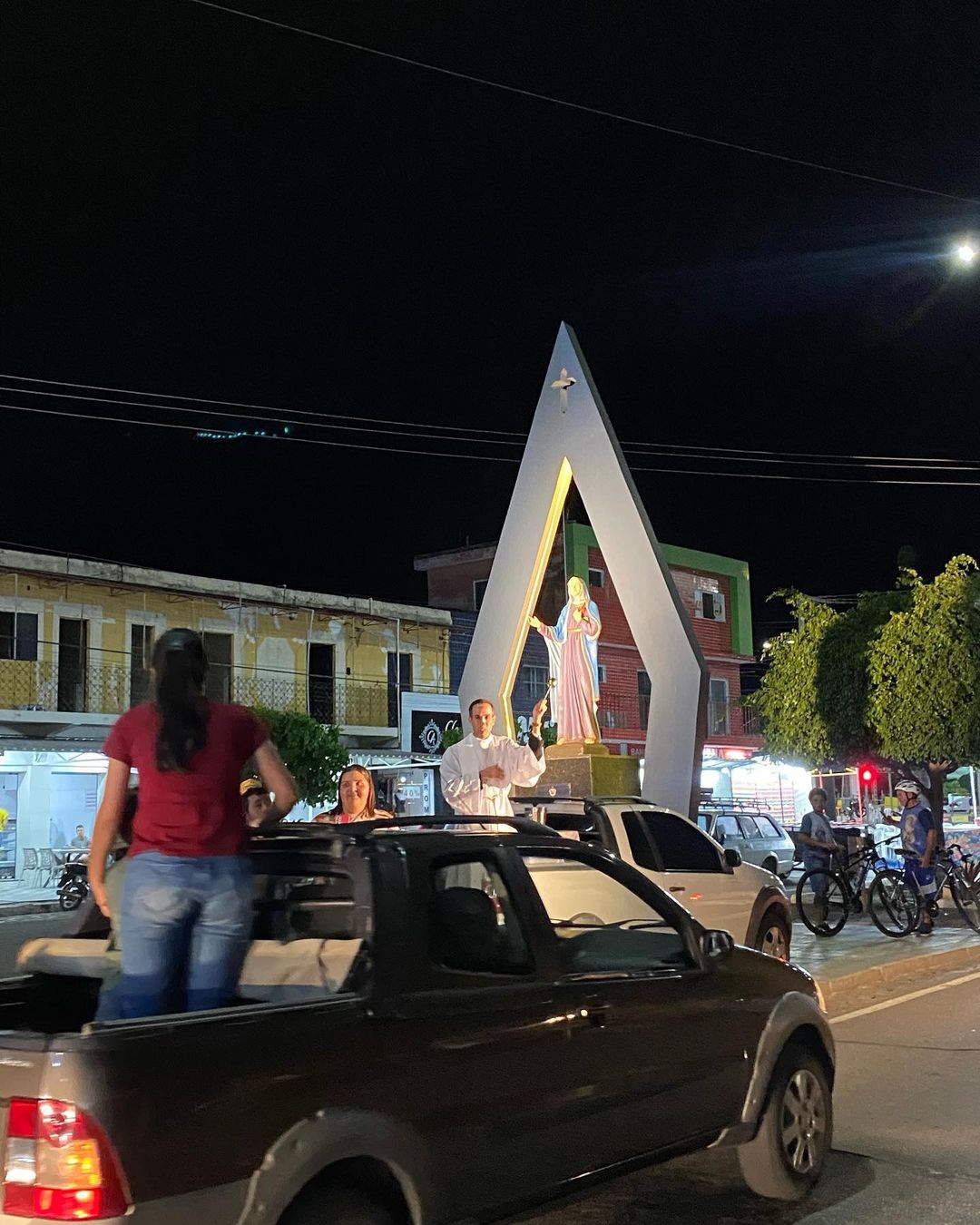 1674391127 Procissão motorizada percorre as ruas de Monteiro; veja vídeo