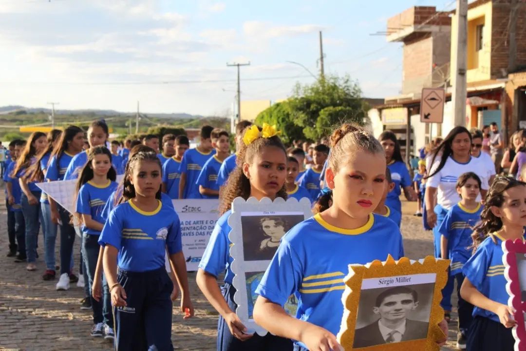 668082911 Prefeitura de Zabelê promove desfile no Dia da Independência