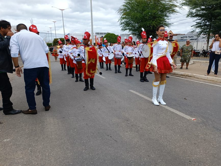 IMG_20220907_084901-867x650 Confira imagens do desfile cívico da Independência na manhã desta quarta-feira em Monteiro