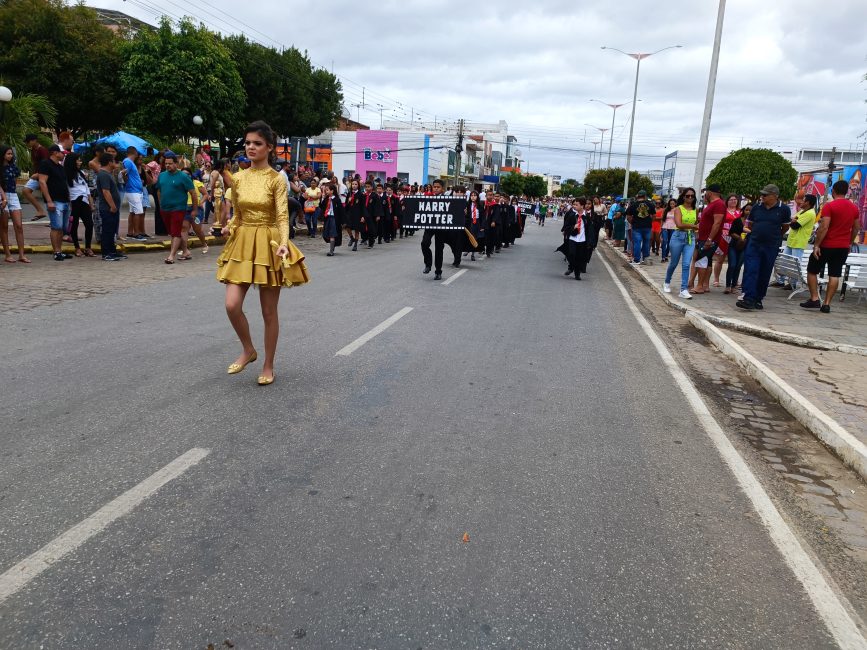 IMG_20220907_084954-867x650 Confira imagens do desfile cívico da Independência na manhã desta quarta-feira em Monteiro