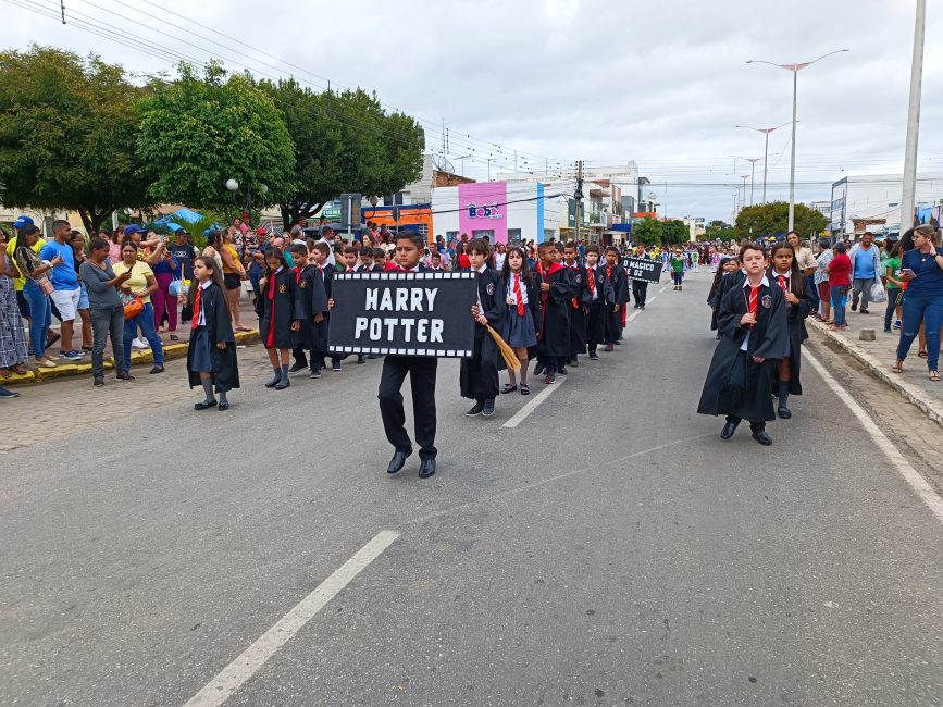 IMG_20220907_085002-867x650 Confira imagens do desfile cívico da Independência na manhã desta quarta-feira em Monteiro