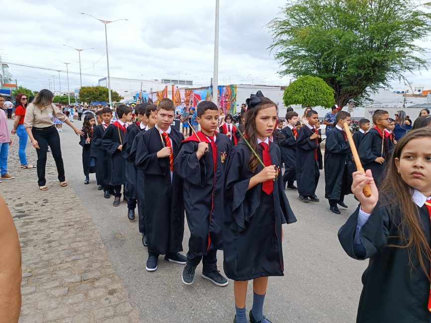 IMG_20220907_085023-867x650 Confira imagens do desfile cívico da Independência na manhã desta quarta-feira em Monteiro